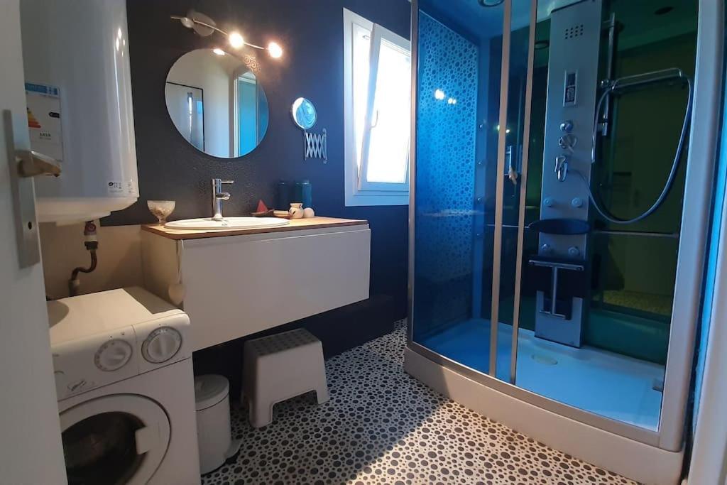 La Maison Bleue De Doudou - Coeur De Village Castéra-Verduzan Kültér fotó